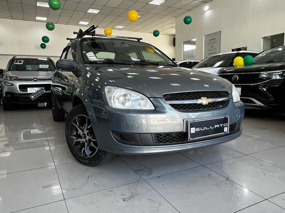 CHEVROLET CLASSIC 1.0 MPFI LS 8V FLEX 4P MANUAL CHEVROLET CLASSIC 1.0 MPFI LS 8V FLEX 4P MANUAL